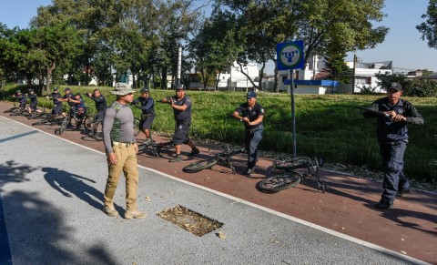 Reciben policas curso en Tcticas de Patrullaje en Bicicleta